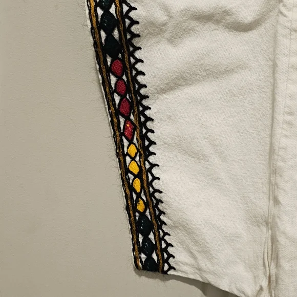 Ethiopian Tradotional  White Embroidered Lion Shirt Size L LIKE NEW - Picture 6 of 6